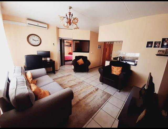 2 BEDROOM PROPERTY TO RENT IN GROBLERPARK